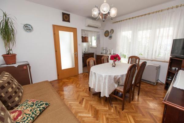 Apartments Bujan Crikvenica Exterior photo
